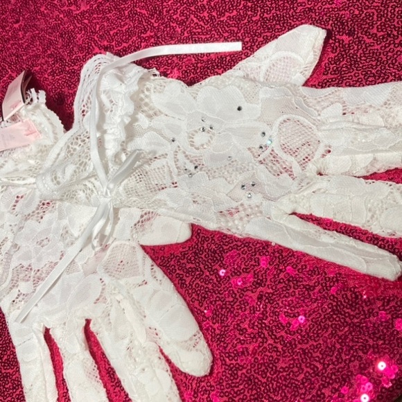 Victoria’s Secret Shine Costume Gloves Lingerie Bedroom Cosplay White Lace Y2K - Picture 8 of 17